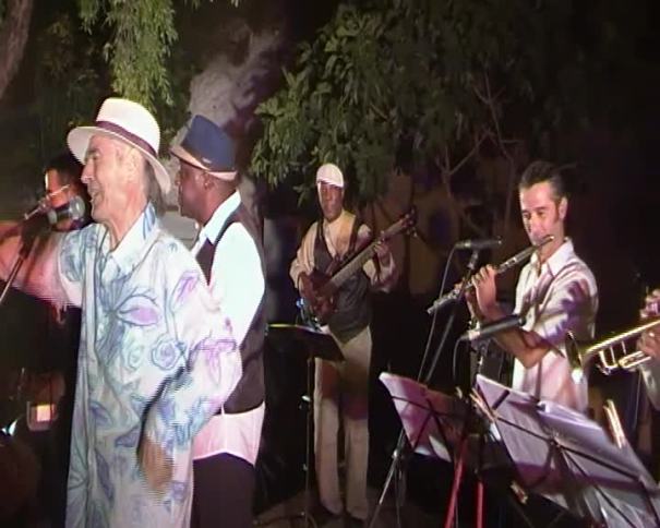 Tngo q Atracar un BANCO_2397